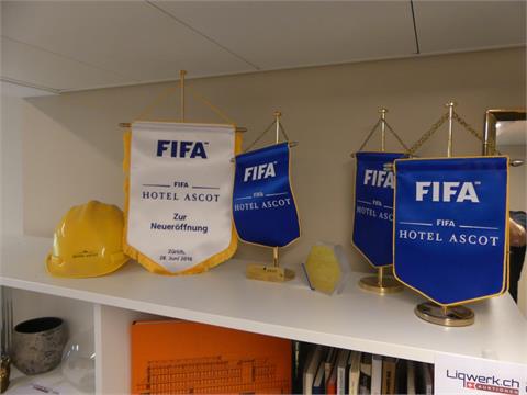 609) Promotionsartikel Fifa/Hotel Ascot