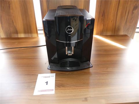 001) Jura D400 Kaffeemaschine