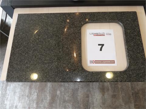 007) Granitplatte mit Beckenausschnitt