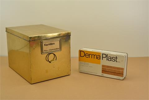 043) Antike Apothekerbox / Blechbox Derma Plast