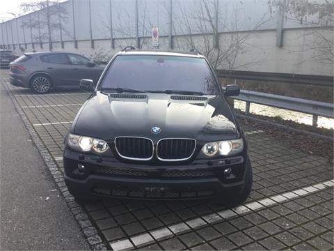 01) BMW X5 3.0i