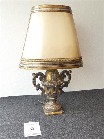 002) Opulente Tischlampe, Barockstil