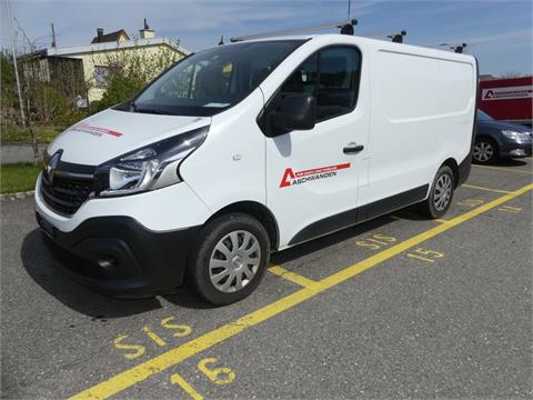 01) Renault Trafic dCi 120