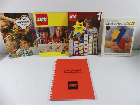 088) Vintage Lego Buch + 4 Lego Prospekte