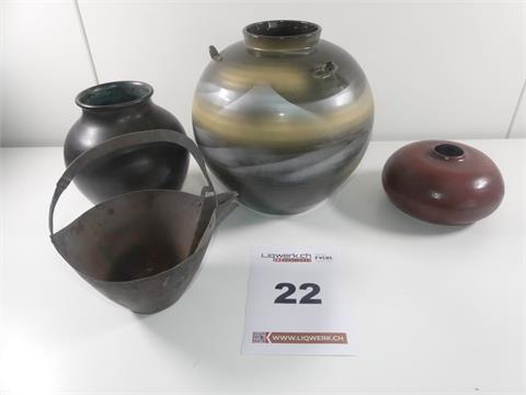 22) asiatische Vasen & Giesskanne, 4-teilig