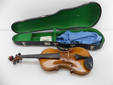 033) Geige mit Koffer